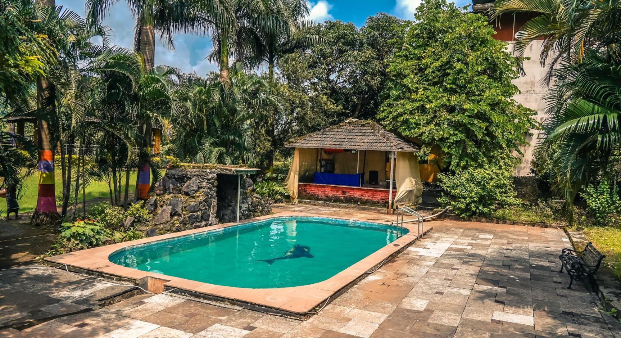 Whispering Peepul Resort Badlapur Bagian luar foto