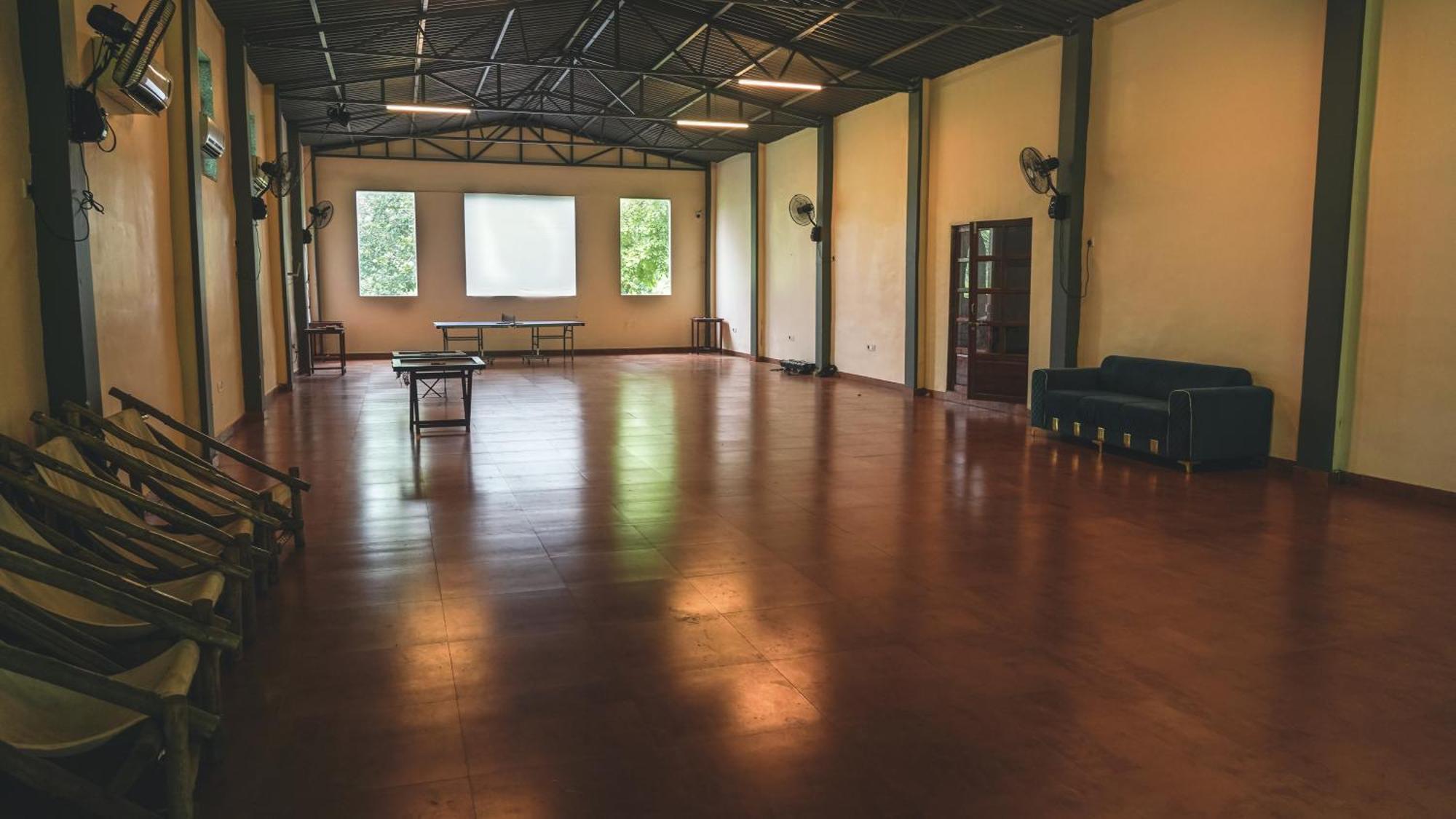 Whispering Peepul Resort Badlapur Bagian luar foto