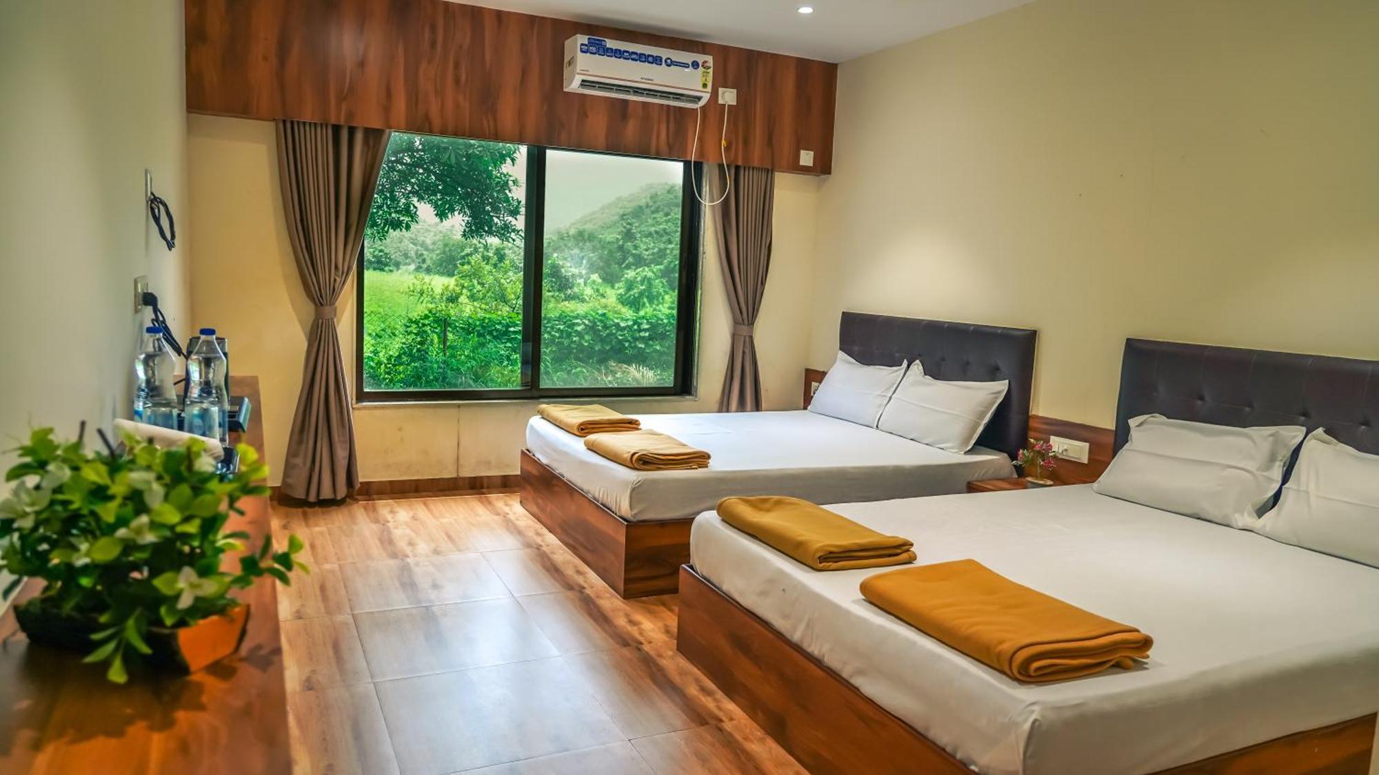 Whispering Peepul Resort Badlapur Bagian luar foto